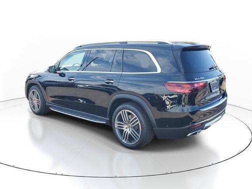 2026 Mercedes-Benz GLS 450 