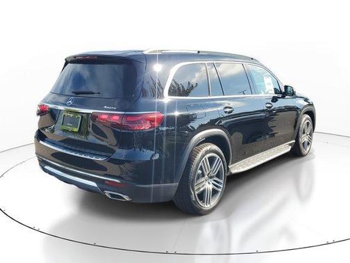 2026 Mercedes-Benz GLS 450 