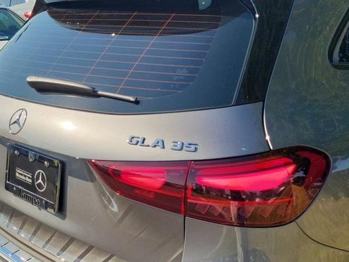 2025 Mercedes-Benz AMG GLA 35 Base