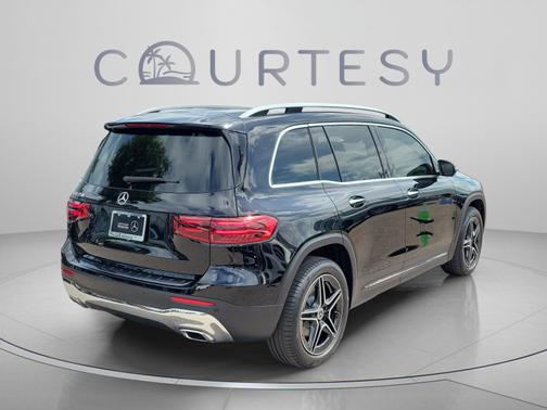 Night Black 2024 Mercedes-Benz GLB 250 Base