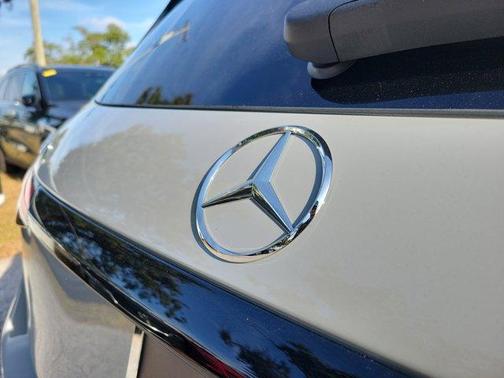 2026 Mercedes-Benz GLC 300 Base