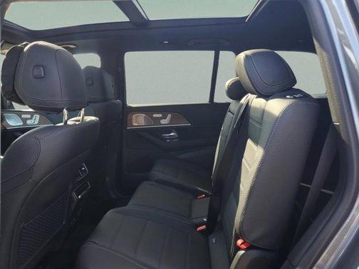 2026 Mercedes-Benz GLS 580 Base 4MATIC