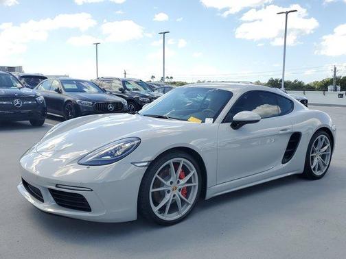 2024 Porsche 718 Cayman S
