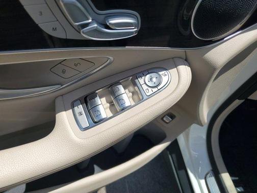 2022 Mercedes-Benz GLC 300 Base