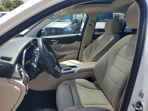 2022 Mercedes-Benz GLC 300 Base