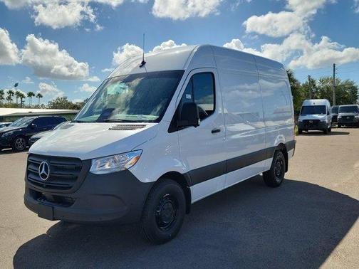 2026 Mercedes-Benz Sprinter 2500 Standard Roof