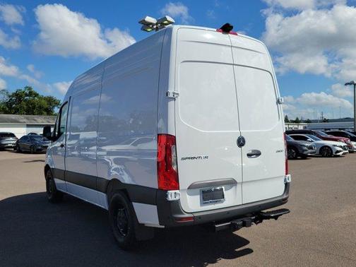 2026 Mercedes-Benz Sprinter 2500 Standard Roof