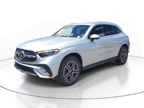 2025 Mercedes-Benz GLC 350e Base 4MATIC