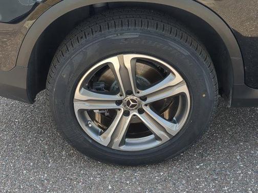 2018 Mercedes-Benz GLC 300 Base