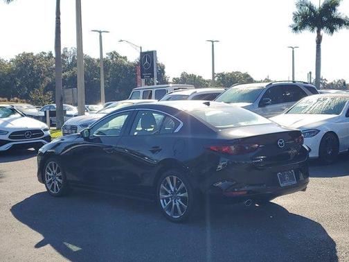 2022 Mazda Mazda3 FWD w/Premium Package