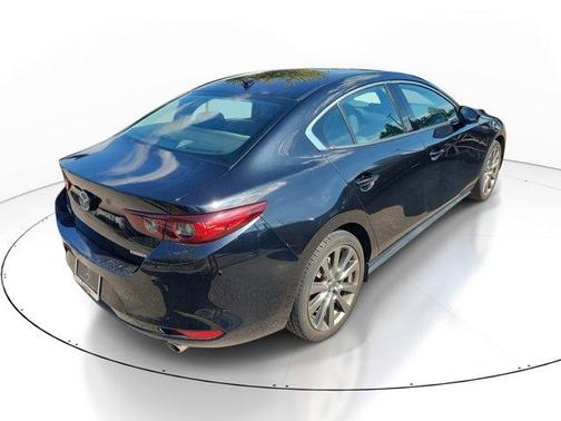 2022 Mazda Mazda3 FWD w/Premium Package