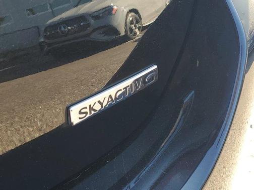 2022 Mazda Mazda3 FWD w/Premium Package