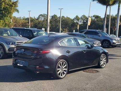 2022 Mazda Mazda3 FWD w/Premium Package