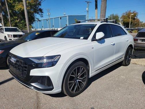 2019 Audi Q8 Prestige