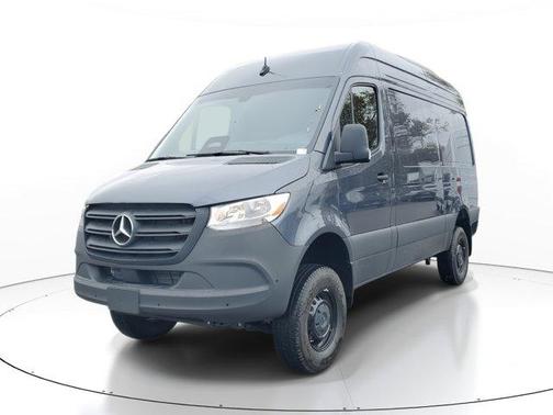 2025 Mercedes-Benz Sprinter 2500 Standard Roof