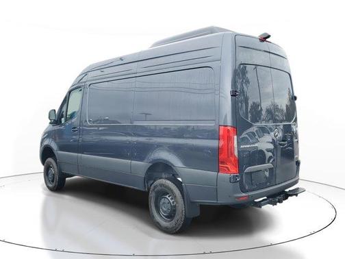 2025 Mercedes-Benz Sprinter 2500 Standard Roof
