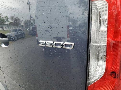 2025 Mercedes-Benz Sprinter 2500 Standard Roof