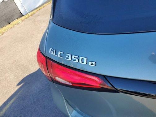 2025 Mercedes-Benz GLC 350e Base 4MATIC