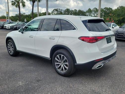 2025 Mercedes-Benz GLC 300 Base