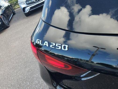 2025 Mercedes-Benz GLA 250 Base