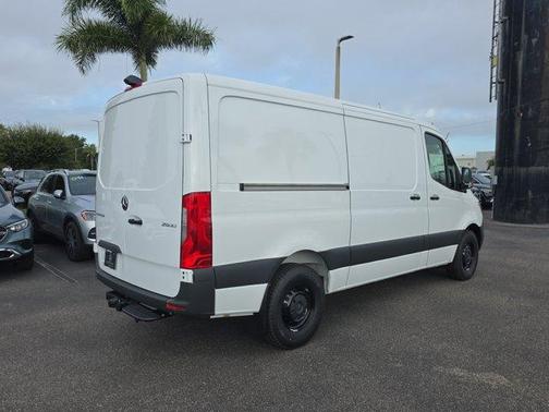 2025 Mercedes-Benz Sprinter 2500 144 WB