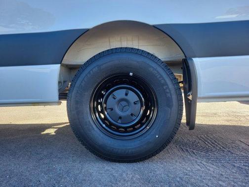 2026 Mercedes-Benz Sprinter 2500 170 WB High Roof Extended Cargo