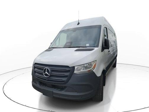2025 Mercedes-Benz Sprinter 2500 High Roof