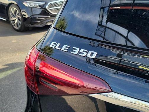 2025 Mercedes-Benz GLE 350 Base