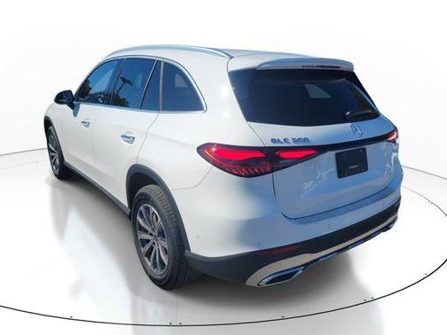 2026 Mercedes-Benz GLC 300 Base