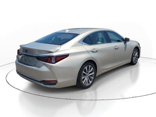 2021 Lexus ES 300h 