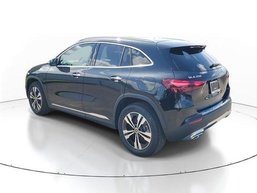 2025 Mercedes-Benz GLA 250 Base
