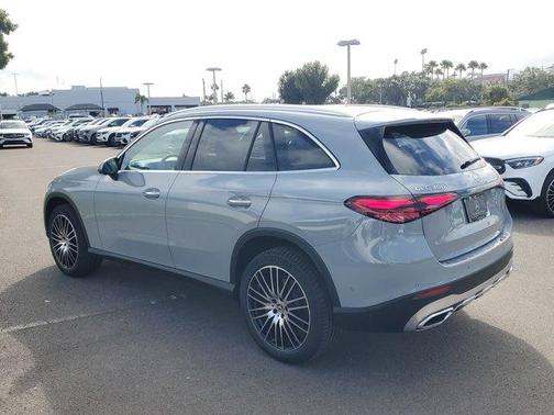 2026 Mercedes-Benz GLC 300 Base