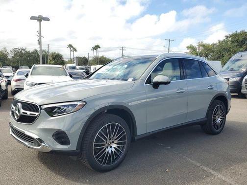 2026 Mercedes-Benz GLC 300 Base