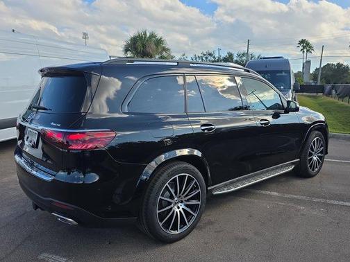 2025 Mercedes-Benz GLS 580 Base 4MATIC