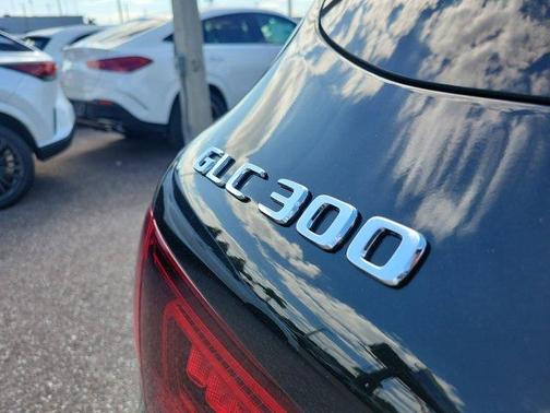 2022 Mercedes-Benz GLC 300 Base