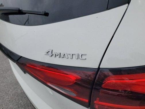 2025 Mercedes-Benz GLC 350e Base 4MATIC