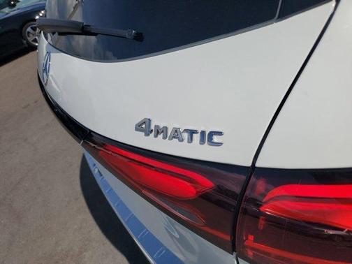 2025 Mercedes-Benz GLC 350e Base 4MATIC