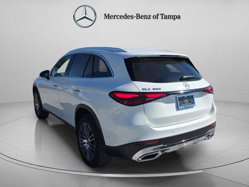 2026 Mercedes-Benz GLC 300 Base