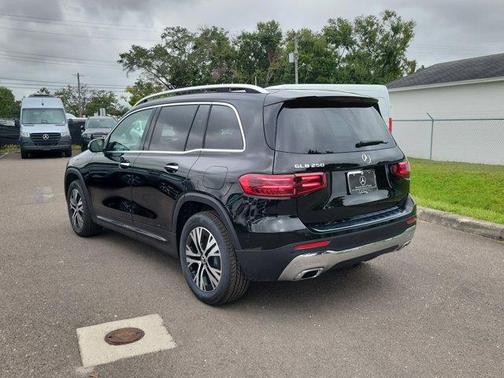 2026 Mercedes-Benz GLB 250 Base