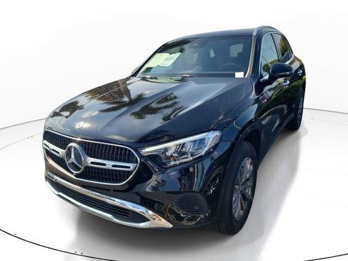 2026 Mercedes-Benz GLC 300 Base