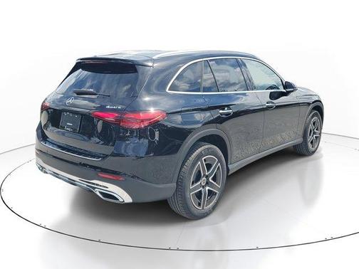 2026 Mercedes-Benz GLC 300 Base 4MATIC