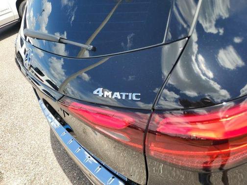 2025 Mercedes-Benz GLC 350e Base 4MATIC