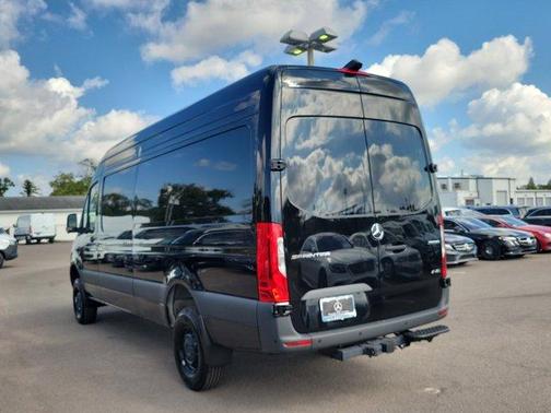 2025 Mercedes-Benz Sprinter 2500 High Roof