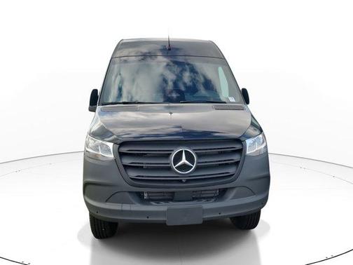 2025 Mercedes-Benz Sprinter 2500 High Roof