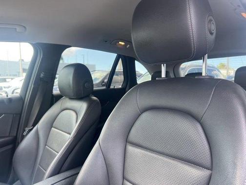 2021 Mercedes-Benz GLC 300 Base