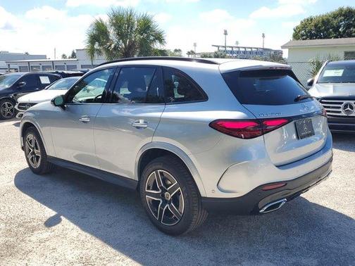 2026 Mercedes-Benz GLC 300 Base 4MATIC