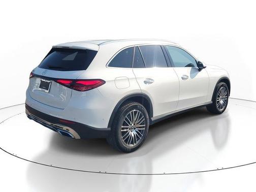 2025 Mercedes-Benz GLC 300 Base