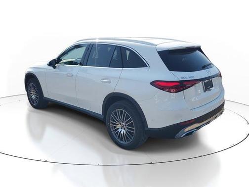 2025 Mercedes-Benz GLC 300 Base