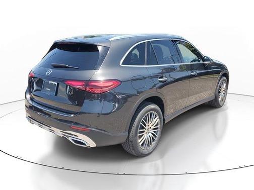 2025 Mercedes-Benz GLC 300 Base