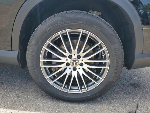 2025 Mercedes-Benz GLC 300 Base 4MATIC
